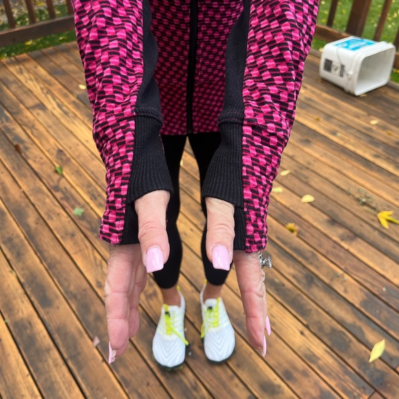 Lululemon Jacket - Picture 10 of 14